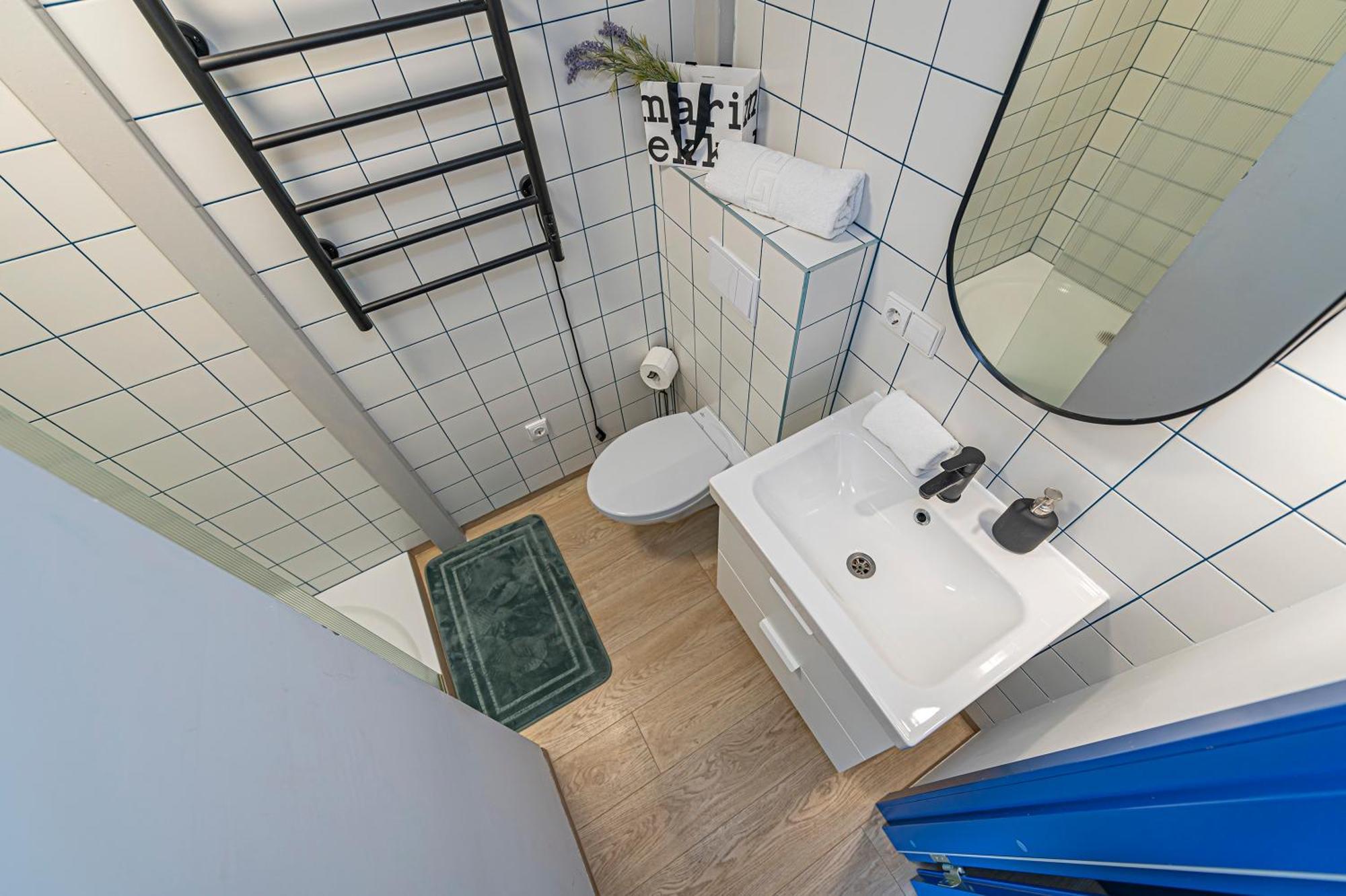 Mini Loft 1 Bd Apt By Hostlovers Kaunas Exterior photo